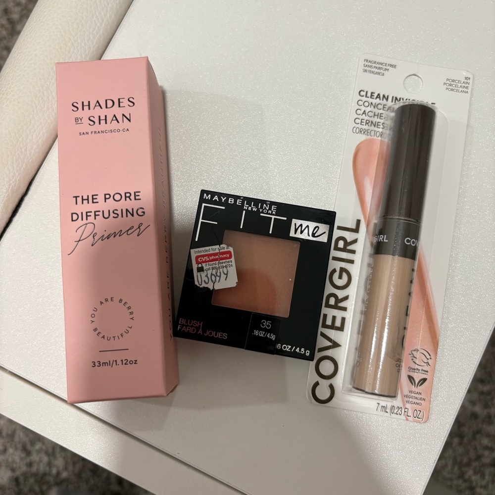 Maybelline Blush, and Covergirl Concealer in Porcelain & Primer NEW!